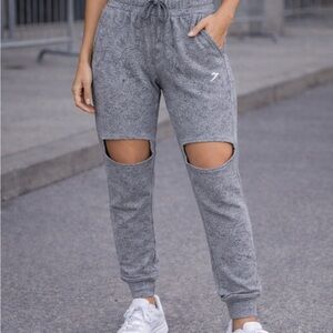 Gymshark open‑knee vented trendy joggers women’s small gray speckled activewear